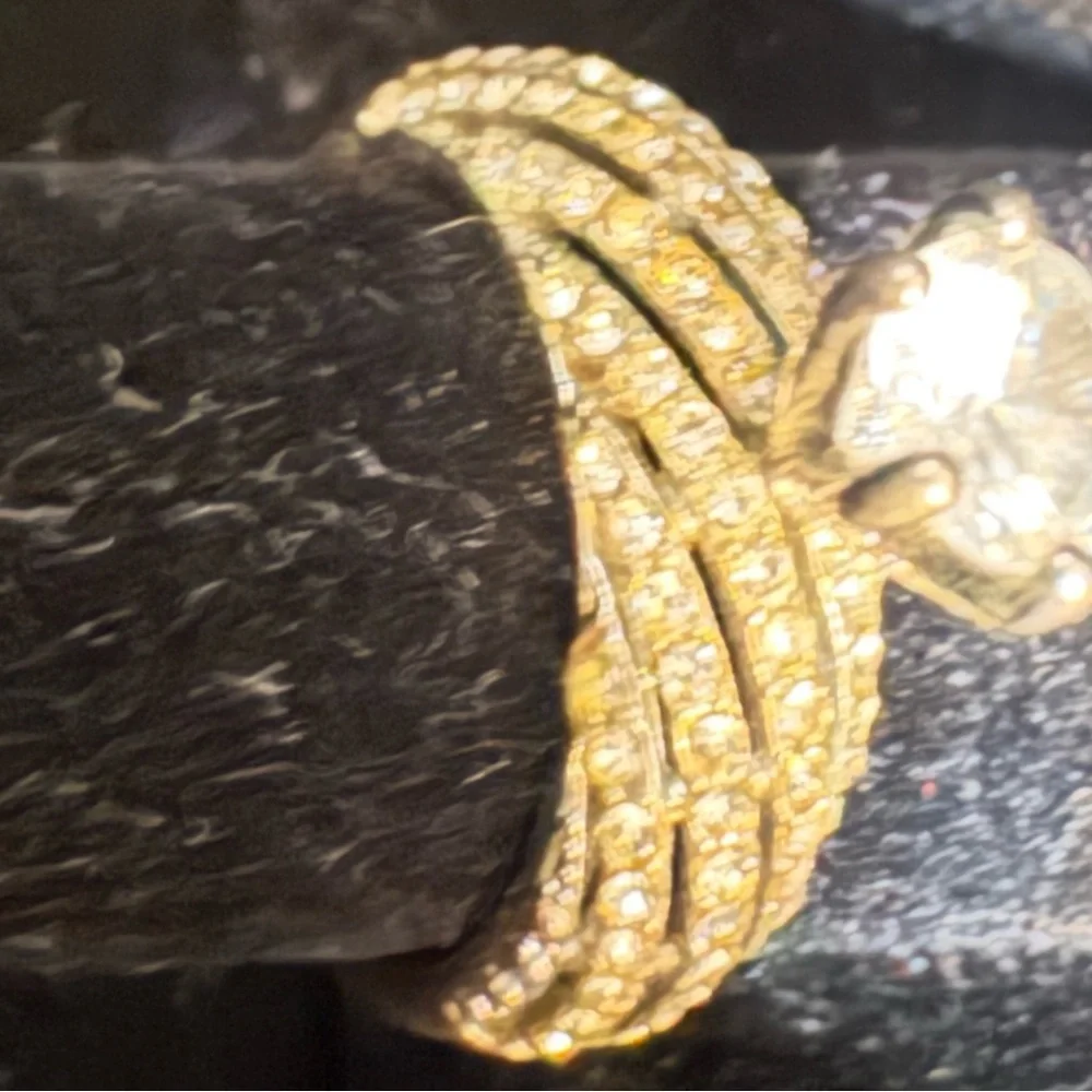 Source Unknown Gold and Silver Women's Ring